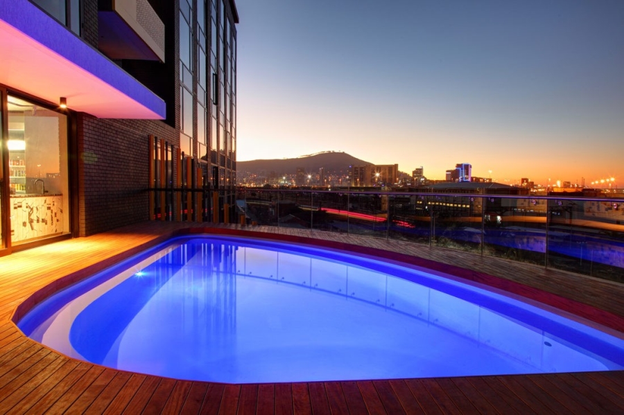 2 Bedroom Property for Sale in Woodstock Western Cape